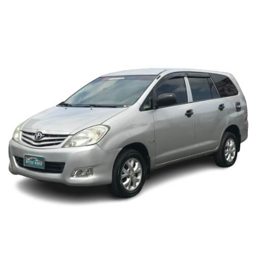 Toyota Innova 2.5 E MT