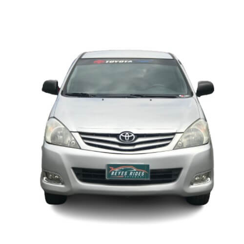 Toyota Innova 2.5 E MT